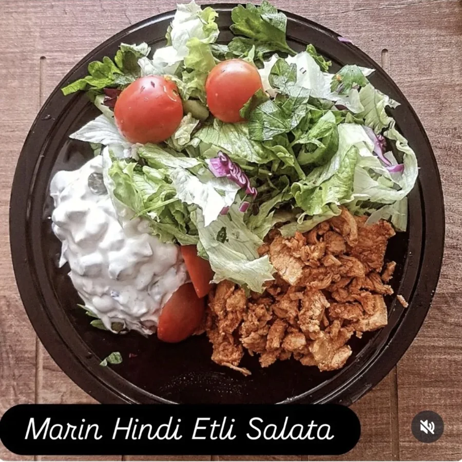 Zen Sandviç marine hindi etli salata