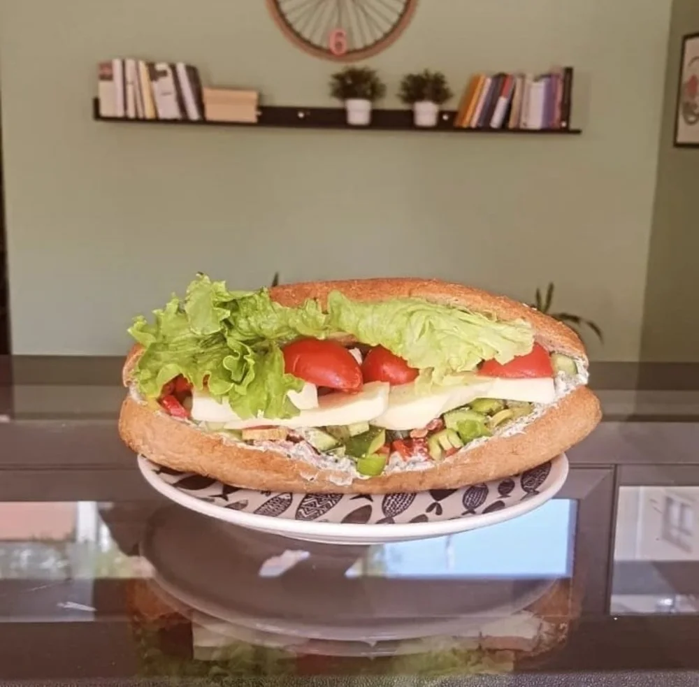 Zen kaşarlı sandviç